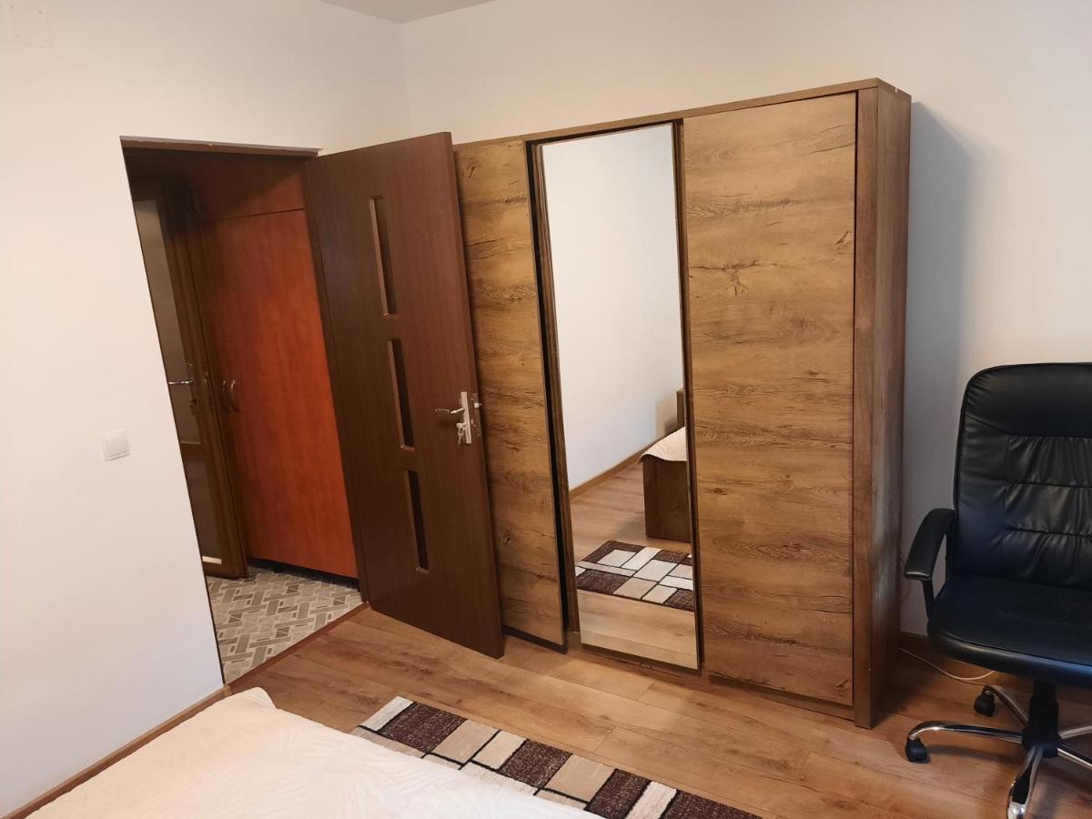 Apartament Zona Centrala Apartment Hunedoara Exterior photo